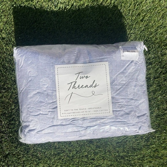 Two Threads New King Sheet Set Nordstrom Cotton 4 Pc Flat Fitted 2 Cases Blue - Picture 1 of 2